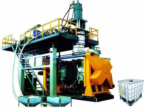 大型吹塑（sù）設（shè）備